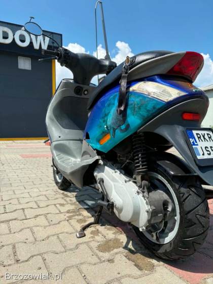 Piaggio Zip 2000