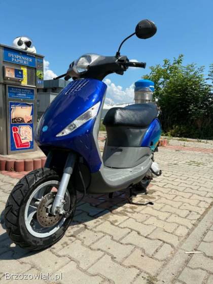 Piaggio Zip 2000