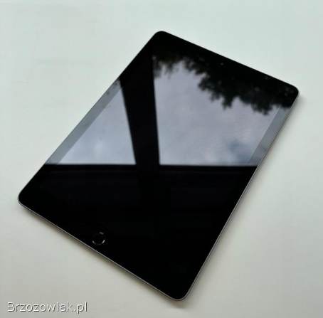 Tablet Apple iPad (6th Gen) A1893 9,  7 2 GB / 32 GB Silver
