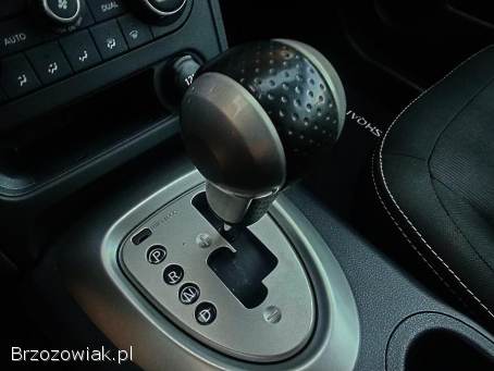 Nissan Qashqai 2.  0 CVT 141KM 2012