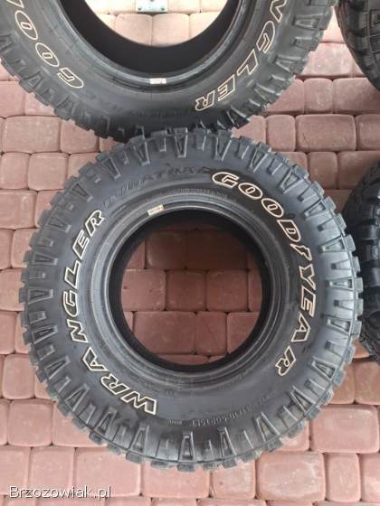Komplet opon terenowych AT 31 x10.  5r15