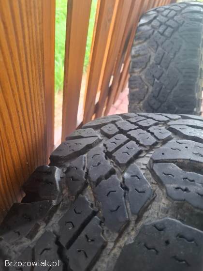 Komplet opon terenowych AT 31 x10.  5r15