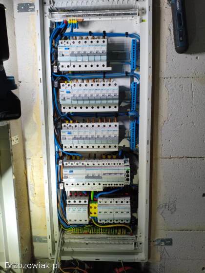 Elektryk -  Usługi Elektryczne -  WOL-TEK INSTLACJE