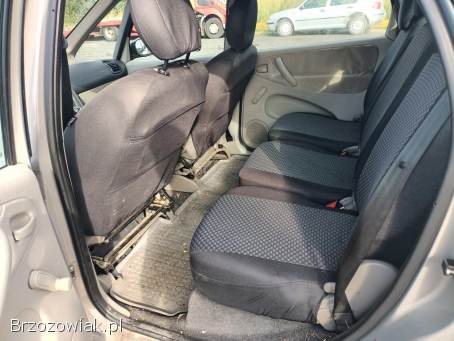 Citroën Xsara Picasso 2.  0HDI 90km 03r 2003