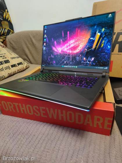 Laptop gamingowy Asus ROG Strix G16,  Ryzen 9,  RTX 5060,  32GB DDR5,  1TB SSD