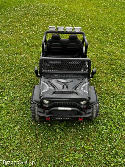 Samochodzik 4x4 na akumulator