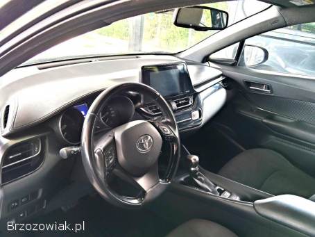 Toyota C-HR Hybryda 2017