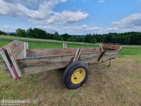 Wóz dwukołowy do traktora na grubej ramie przyczepa
