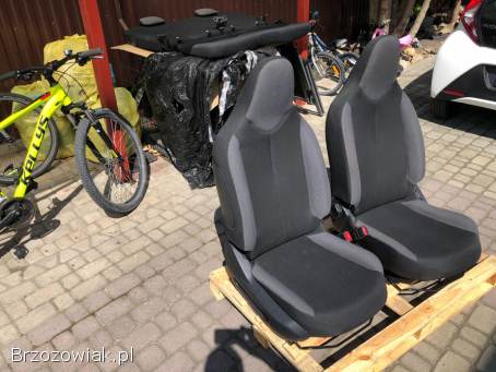 Fotele Siedzenia Toyota Aygo ll Citroen C1 Peugeot 108