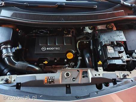 Opel Meriva 1.  4 Turbo 120KM 2012