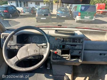 Volkswagen Transporter T4 2.  4D 92r 6os  1992