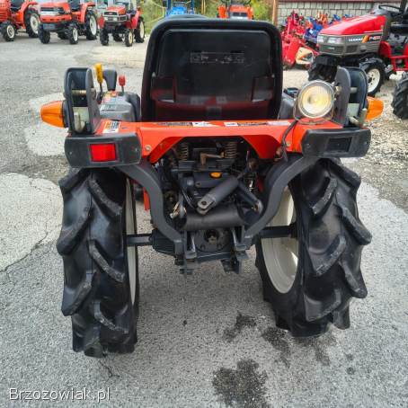Traktorek Japoński KUBOTA B 72 17 KM wspomaganie 4X4