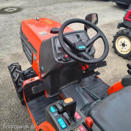 Traktorek Japoński KUBOTA B 72 17 KM wspomaganie 4X4
