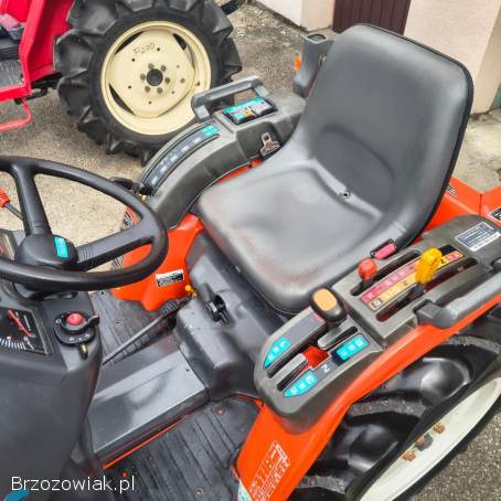 Traktorek Japoński KUBOTA B 72 17 KM wspomaganie 4X4