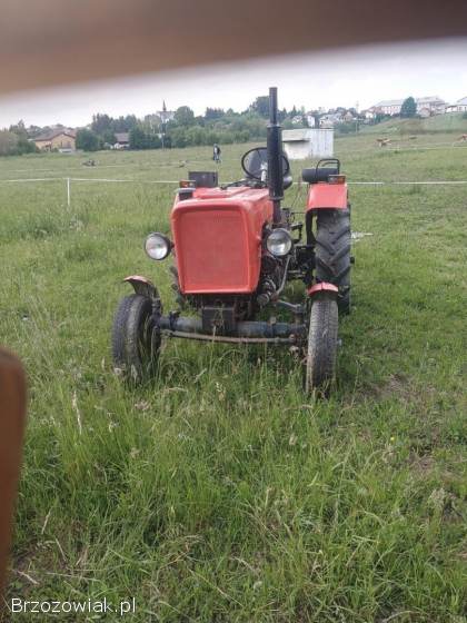Ciągnik C330