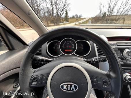 Kia Venga 2 2010