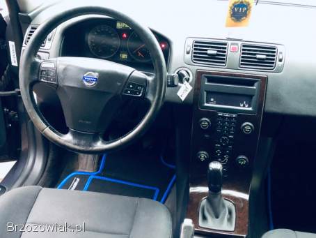 Volvo V50 2.  0TD / 136KM /  2004