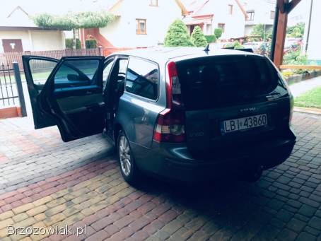 Volvo V50 2.  0TD / 136KM /  2004