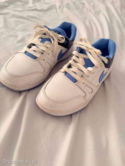 Buty białe NIKE rozmiar 38