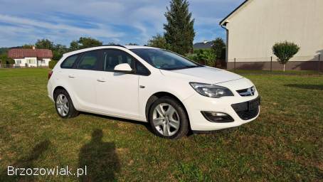 Opel Astra 1.  4 Turbo  2015
