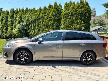 Toyota Avensis 2016