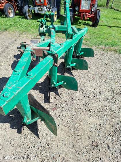 Pług 3+1 idealny do c330,  T25