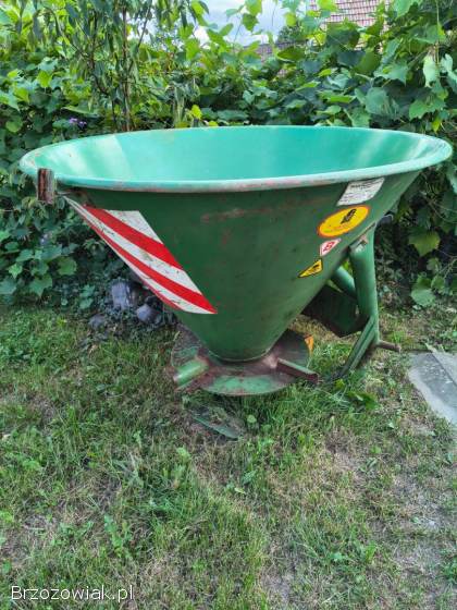Rozsiewacz nawozów bąk