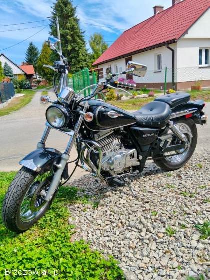 Suzuki GZ 2004