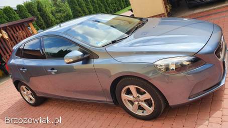 Volvo V40 1,  6T 150KM 2012