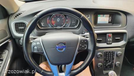 Volvo V40 1,  6T 150KM 2012