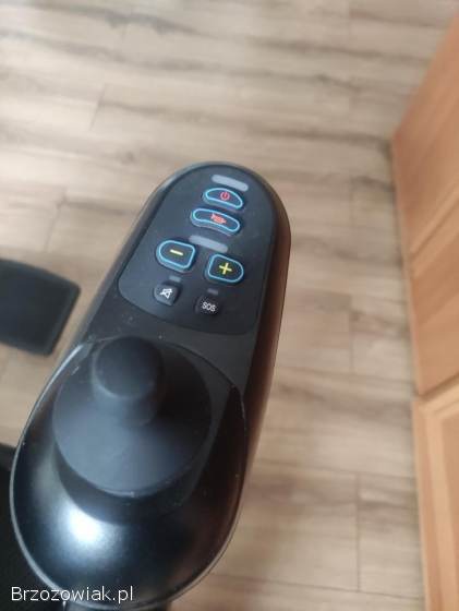 Wózek inwalidzki,  elektryczny,  nowy.