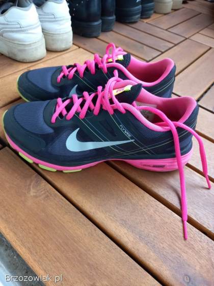 Buty Sportowe NIKE!