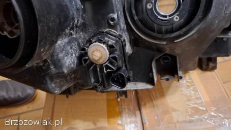 Lampa lewy przód suzuki grand vitara II EU