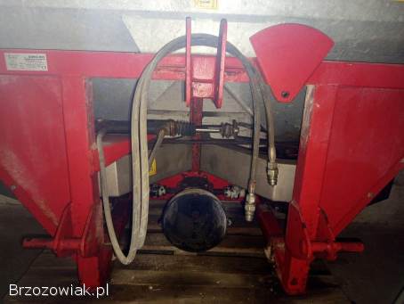 Rozsiewacz 2017 rok 500 kg