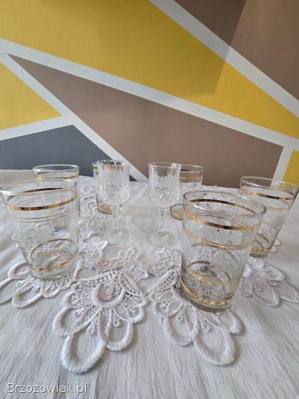 Porcelana,  szkło oraz lustro