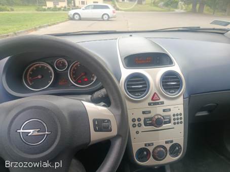 Opel Corsa D 1.  2 z gazem 2007