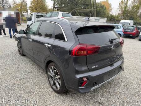 Kia Niro 1.  6 hybryda 2020