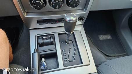 Jeep Cherokee 2.  8CRD 177KM 4x4 2008