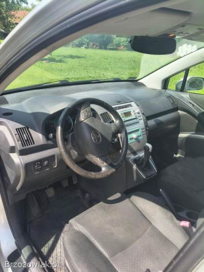 Toyota Corolla Verso 2005