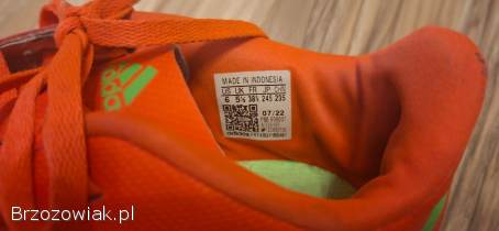 Sprzedam buty sportowe korki halówki 36