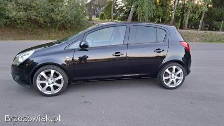 Opel Corsa 1.  4 benzyna  2010