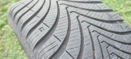 Opony wielosezonowe KUMHO SOLUS 195/50R15 z 2023 roku