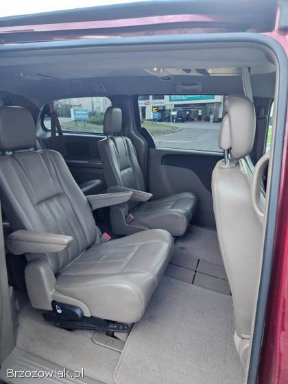 Chrysler Town & Country 3.  6V6 LPG 286KM 2013