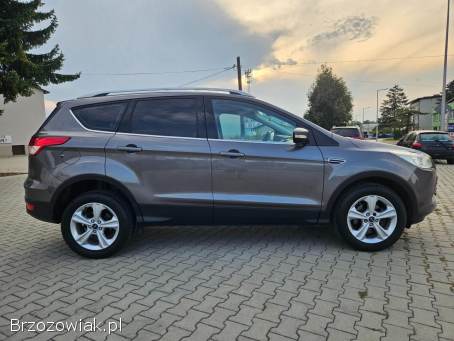 Ford Kuga 1.  6 16V 150KM  2014