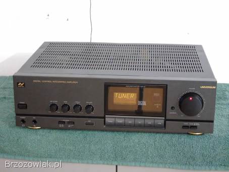 Wzmacniacz Universum V-46012 sprawny i mocny 440 wat.  DOSTAWA