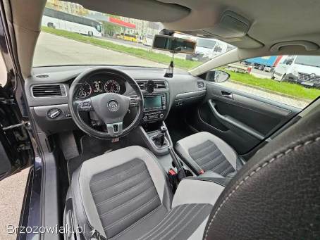 Volkswagen Jetta VI Highline 2011