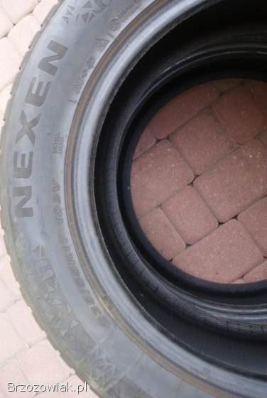 Opony zimowe 235/55R17 około 6,  5 mm 2 szt.  Platin dot3422 i 2 szt.  Nexnen dot2424