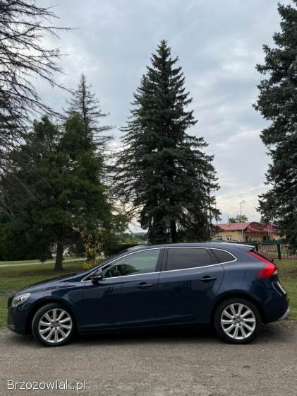 Volvo V40 Summum 2012