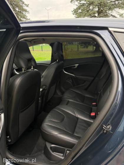 Volvo V40 Summum 2012