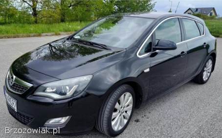 Opel Astra Turbo  2010